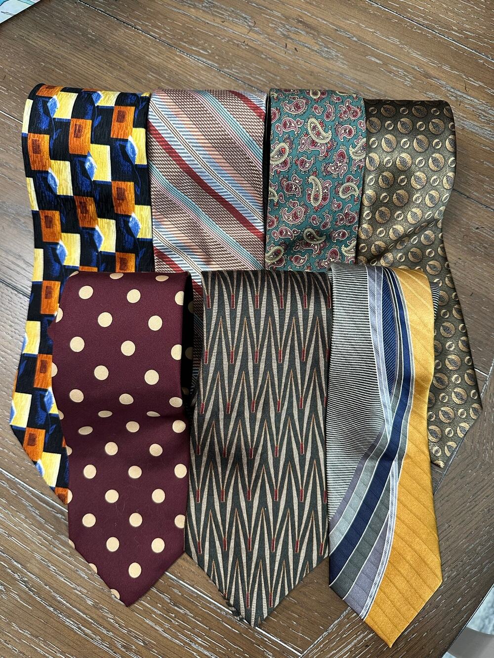 EUC LOT x 7 Neck Ties Asst. Colors/Patterns & Designers Gold Brown Green Maroon